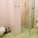 krevet i doručak Azur 3*
