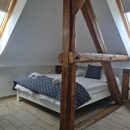 Azur 3* Ljubljana