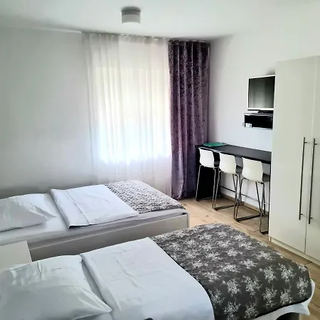 Alojamento de Acomodação e Pequeno-almoço Azur