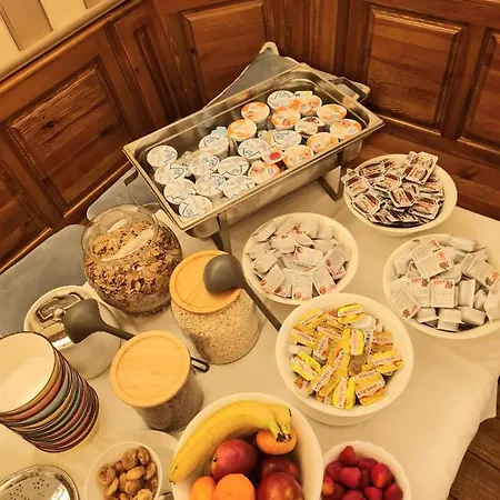 Azur Bed & Breakfast *