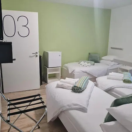 Azur Bed & Breakfast *