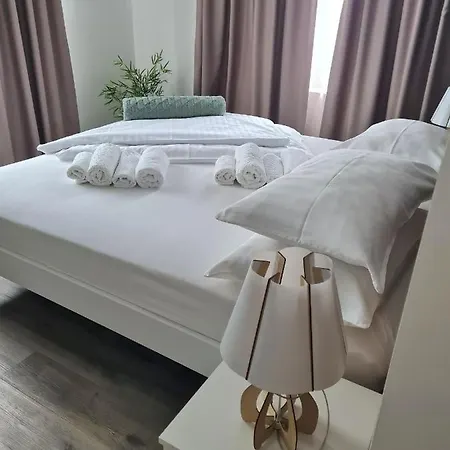 Azur Bed and Breakfast Λιουμπλιάνα