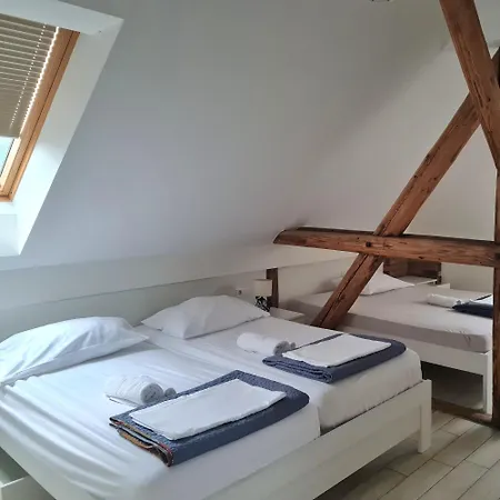 Azur Bed & Breakfast *