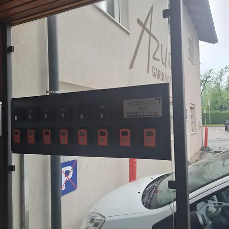 Alojamento de Acomodação e Pequeno-almoço Azur Liubliana