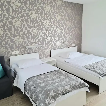 Azur Oda ve Kahvaltı