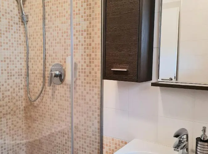 krevet i doručak Azur