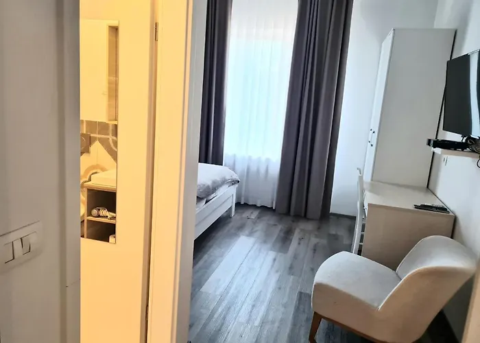 krevet i doručak Azur