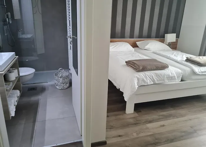 krevet i doručak Azur 3*